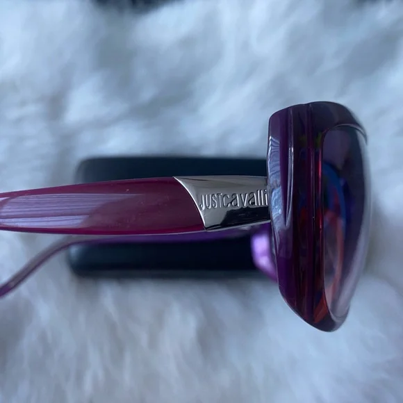 Just Cavalli Sunglasses - Picture 3 of 7